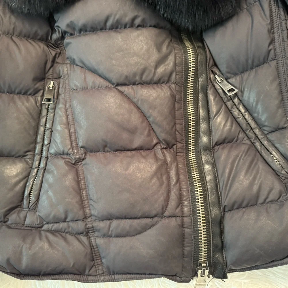 🎉HP🎉Burberry Black Down Puffer Jacket with Removable Fur Collar - Picture 6 of 16